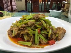 农家小炒肉-黄家老店·非遗灌汤包(晋安路店)