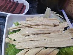 -热火朝天鲜切牛肉火锅(南强街巷店)