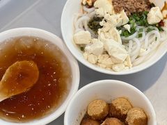 -辣辣小吃豆花米线(大观篆新农贸市场店)