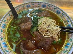 -金杨拉面王小吃面馆·牛三宝面·红烧牛肉粉