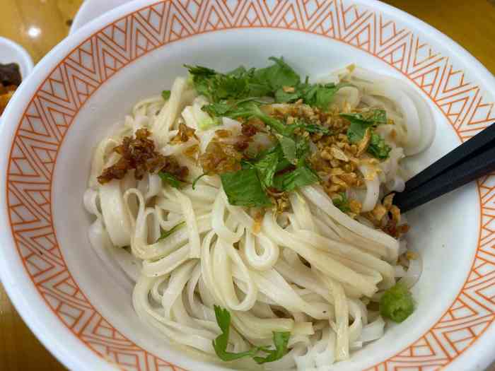 潮汕第壹粉61手工粿条粉(香雪店)-"早餐时间也有,八块钱的粉够一