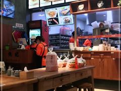 -湘人龙记老长沙米粉(鸟巢店)