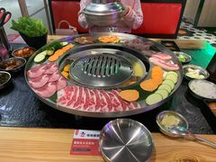 -哈哈碳都·牛肋条无限自助烤肉(宝龙店)