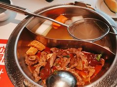 -左庭右院鲜牛肉火锅(金山万达店)