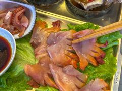 -围炉肉舍•炭烤活鳗•丹东海鲜烤肉(步行街店)