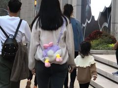 -新世界新丸中心-地下停车场