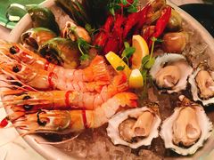 -La Mer Restaurant & Lounge