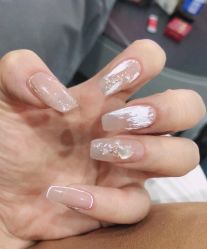 -悦指间美甲美睫