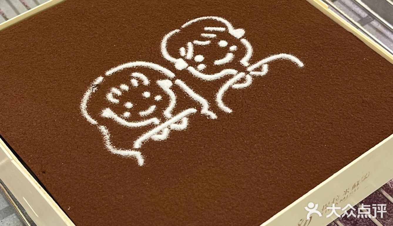 大连首家｜蜡笔小新主题💕提拉米苏盒子来喽🍰