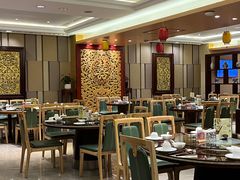 -广州中心皇冠假日酒店·百粤楼