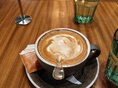 卡布奇诺-VESH COFFEE(定西路店)