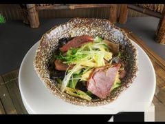 -西安君富酒店(大明宫龙首原地铁站店)