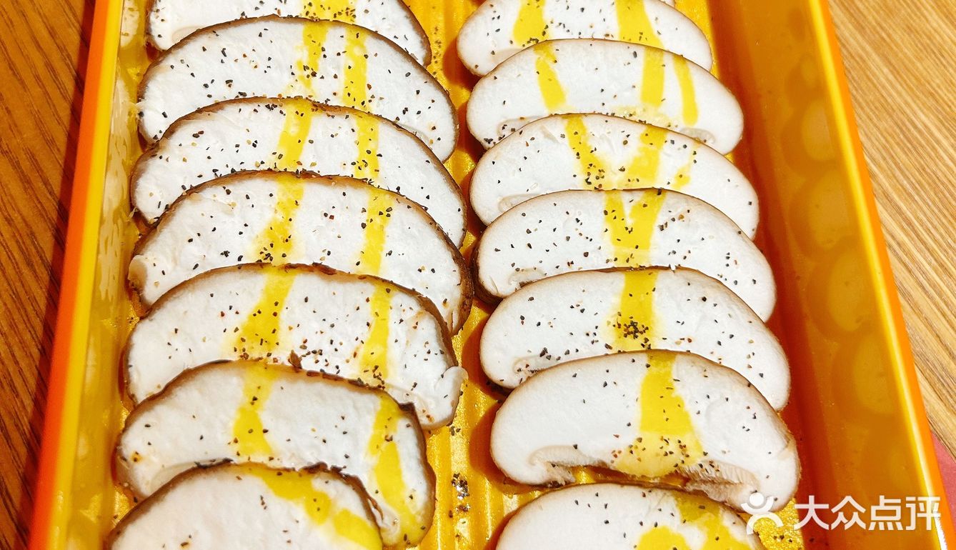 香气扑鼻,让人垂涎欲滴,简直是美食的代表。