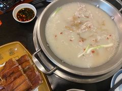 -老来福·非遗酸汤兔(凯旋路店)
