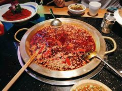 -潮火锅·麻辣牛肉火锅(观音桥方圆·LIVE店)