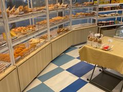 面包甜点陈列柜-85度C(上海中原城市广场店)