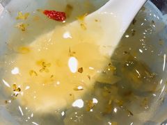 桂花桃胶银耳羹-五岳宫·私房菜