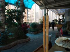 -耍哥串串香(香月湖店)