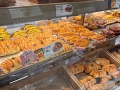 -85度C(生甜甜圈研究工坊·上海松江人民北路店)