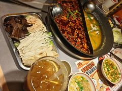 -吃城都·鱼蛙火锅(西玉龙街店)