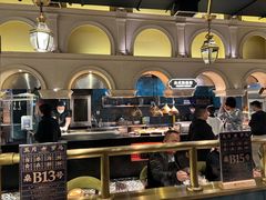 -五月罗马海鲜自助餐厅(月星环球港店)