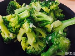 -来龙里 精致 东南亚餐室(万象城店)