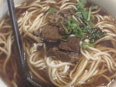 -李先生牛肉面大王(北京站售票厅餐厅)
