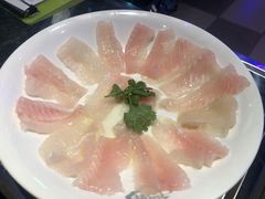 龙利鱼柳-千岛蚝高压锅生蚝·人参火锅(白云万达店)