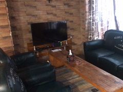 -玩坞轰趴馆·户外团建聚会主题生日派对馆(世豪广场店)