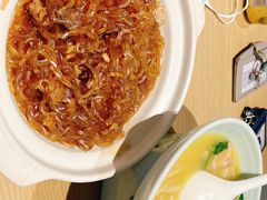 -渝信川菜 · 川味家常菜(财富购物中心店)