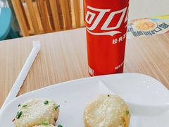 -小杨生煎(金山百联购物中心3楼店)