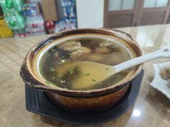-山里人家土菜馆(茅山店)