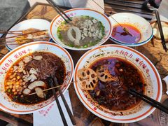 -钟方模白家肥肠粉(春熙店)