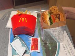 -麦当劳(中山公园龙之梦店)