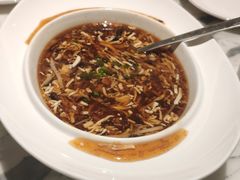 海鲜酸辣汤-青雅中餐厅(大连金石滩绿发希尔顿度假酒店)