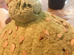 抹茶牛奶冰沙-I HOLIC艾豪丽披萨(KKone店)