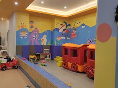 -戊辰亲子游泳俱乐部