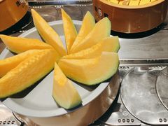 -龍歌自助小火锅(市北CBD万达店)