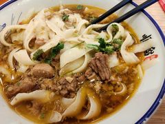 -顺溜·手工刀削面·黑金店(铜锣湾店)