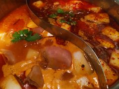 酸汤猪手火锅-小街猪手(团结湖店)