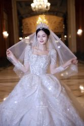 -艾朵婚纱