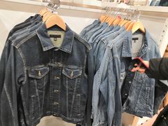 -优衣库(太原龙湖万达广场店)