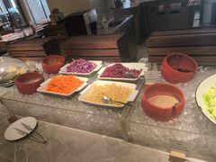 -青岛即墨希尔顿逸林酒店·開自助餐厅