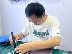 -鸿准通信科技·忠诚手机电脑维修中心(三林店)