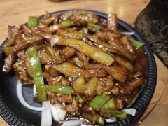 铁板肉末茄子-小俩口烧烤东北菜(双井店)