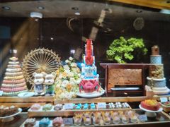 -雍容荟帝王蟹活龙虾展台自助(IFS黑金店)
