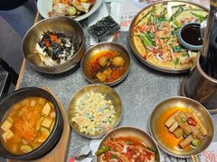 -草家酱蟹炭火烤肉店(珲春南路二店)