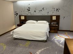 -广州中心皇冠假日酒店