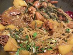 -山里屯铁锅炖·东北菜(康桥店)