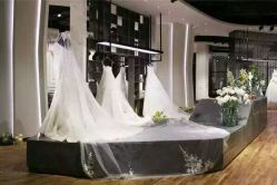 -南京宝娜嫁衣婚纱礼服馆(中央路店)